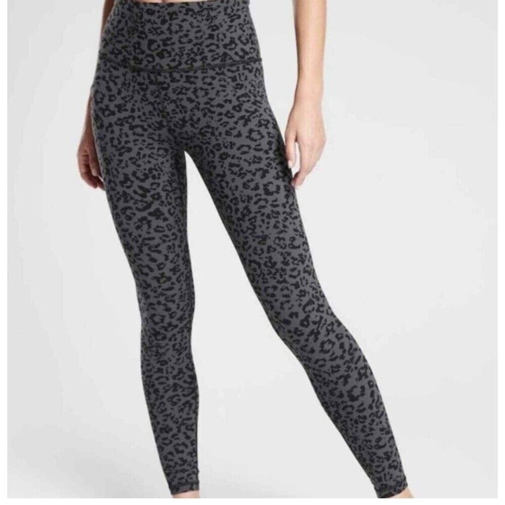 Athleta Elation High Rise Leggings Leopard animal Print Size XS